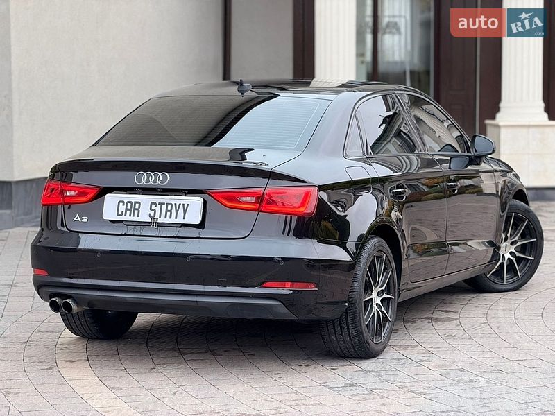 Седан Audi A3 2015 в Стрые