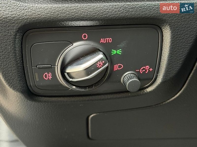 Седан Audi A3 2015 в Стрые