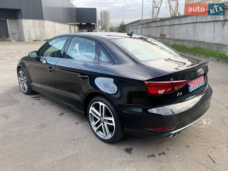 Седан Audi A3 2020 в Киеве