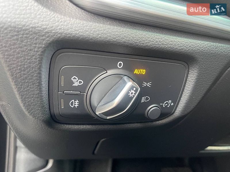 Седан Audi A3 2020 в Киеве
