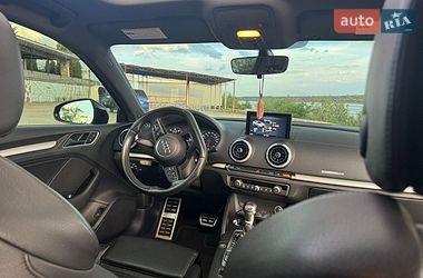 Седан Audi A3 2017 в Запоріжжі
