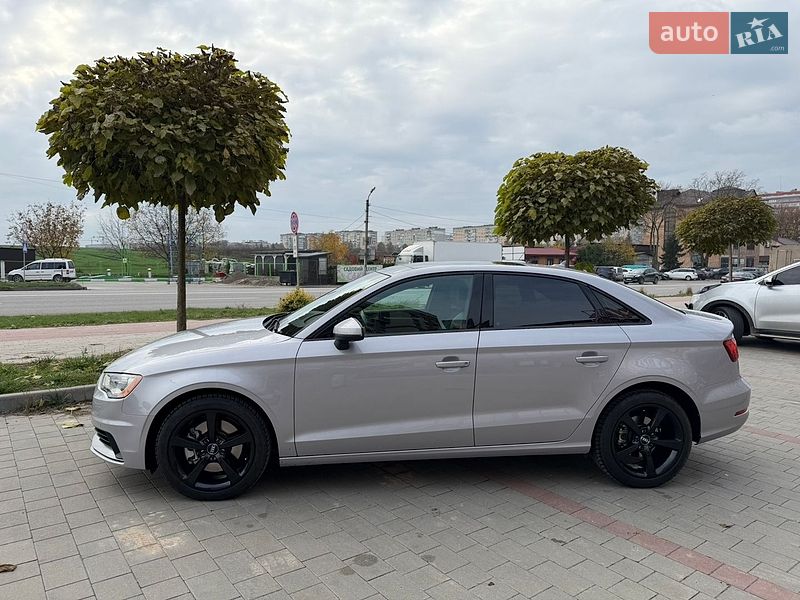 Седан Audi A3 2015 в Тернополе