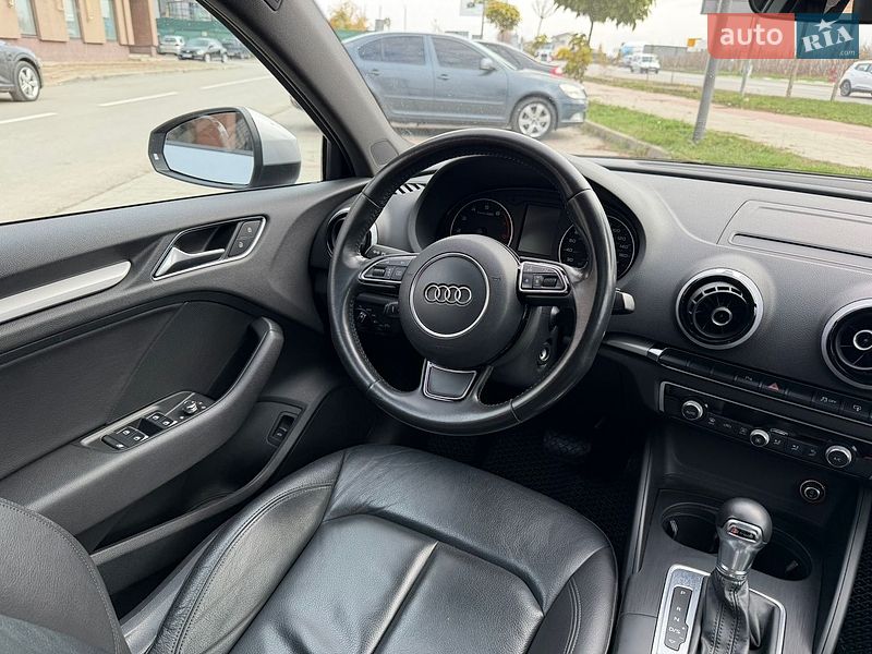 Седан Audi A3 2015 в Тернополе