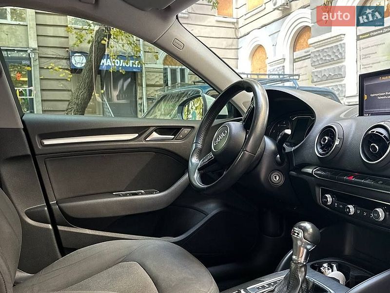 Хэтчбек Audi A3 2017 в Харькове