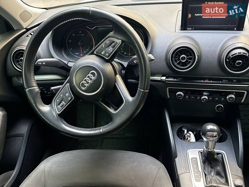 Хэтчбек Audi A3 2017 в Харькове