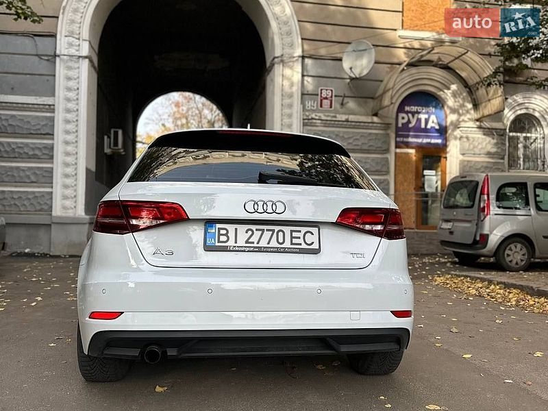 Хэтчбек Audi A3 2017 в Харькове