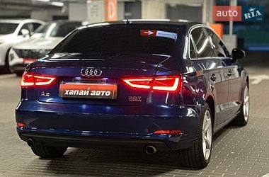 Седан Audi A3 2015 в Киеве