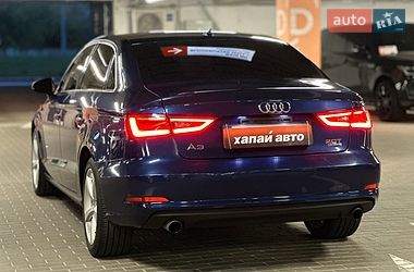 Седан Audi A3 2015 в Киеве