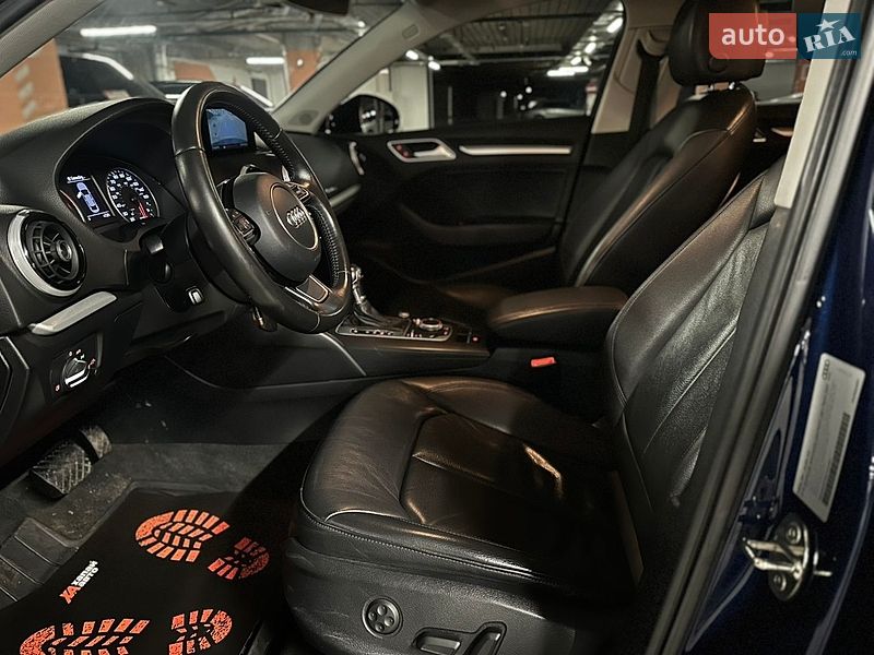 Седан Audi A3 2015 в Киеве