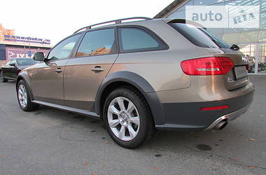 Универсал Audi A4 Allroad 2010 в Киеве