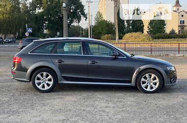 Универсал Audi A4 Allroad 2010 в Обухове