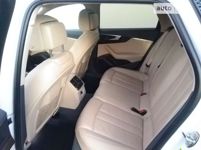 Универсал Audi A4 Allroad 2018 в Шептицькому