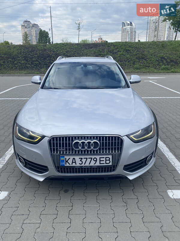 Универсал Audi A4 Allroad 2013 в Киеве