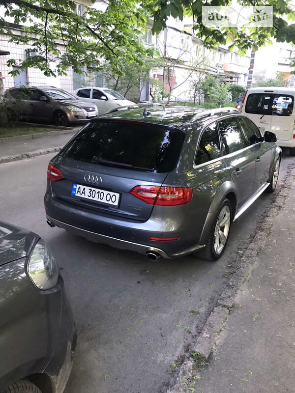 Универсал Audi A4 Allroad 2012 в Киеве