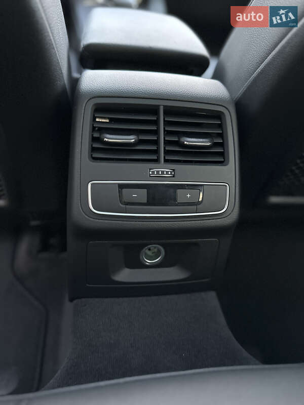 Универсал Audi A4 Allroad 2018 в Киеве