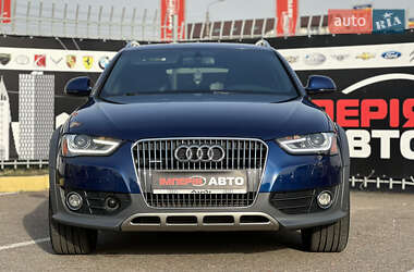 Универсал Audi A4 Allroad 2015 в 