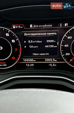 Универсал Audi A4 Allroad 2017 в 