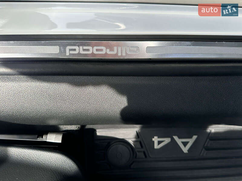 Универсал Audi A4 Allroad 2016 в Ровно