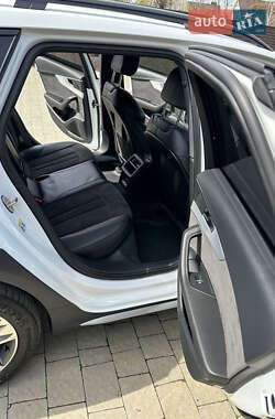 Универсал Audi A4 Allroad 2016 в 