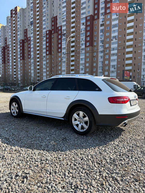 Универсал Audi A4 Allroad 2012 в Киеве