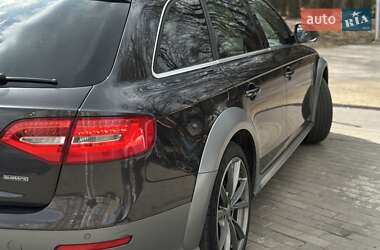 Универсал Audi A4 Allroad 2015 в 