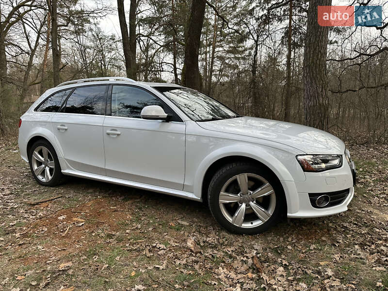 Универсал Audi A4 Allroad 2014 в Киеве