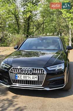 Универсал Audi A4 Allroad 2017 в 