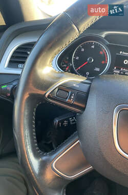 Универсал Audi A4 Allroad 2015 в 