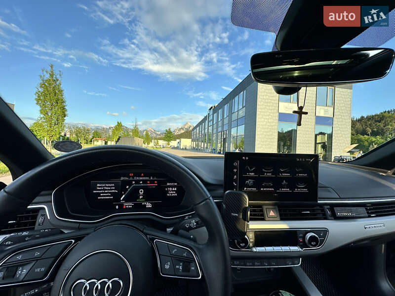 Универсал Audi A4 Allroad 2023 в Ужгороде