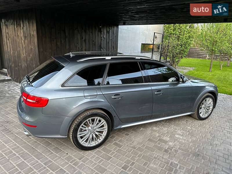 Універсал Audi A4 Allroad 2012 в Києві