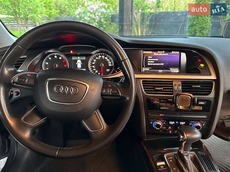 Універсал Audi A4 Allroad 2012 в Києві