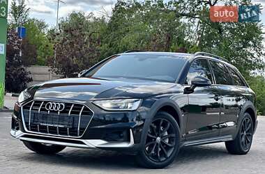 Универсал Audi A4 Allroad 2019 в 