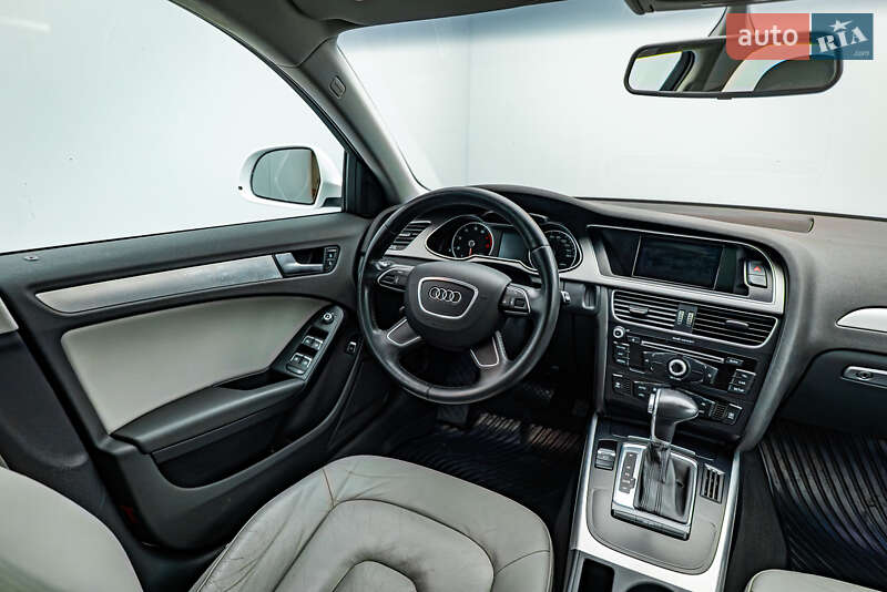Универсал Audi A4 Allroad 2013 в Киеве