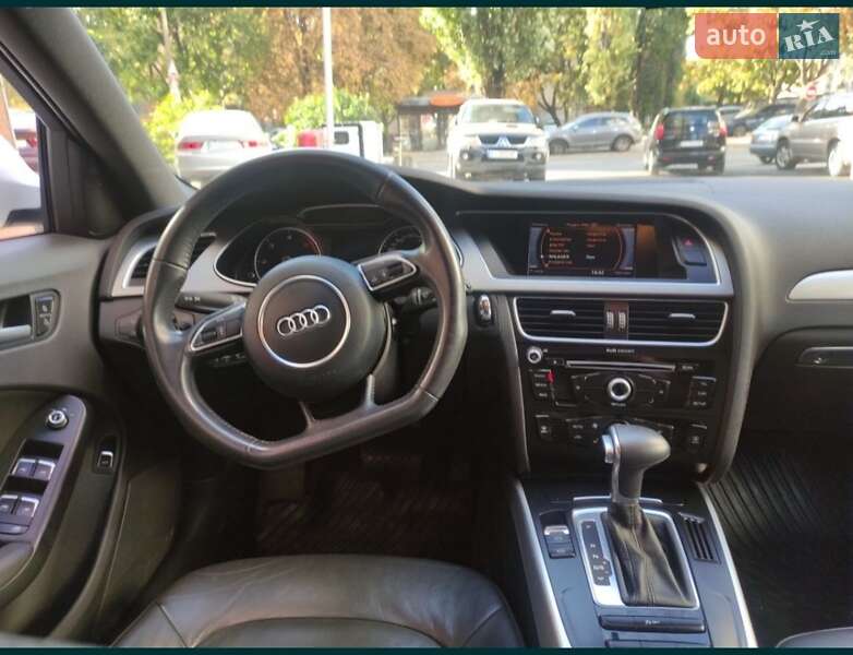 Универсал Audi A4 Allroad 2014 в Киеве
