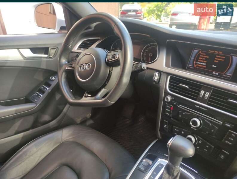 Универсал Audi A4 Allroad 2014 в Киеве