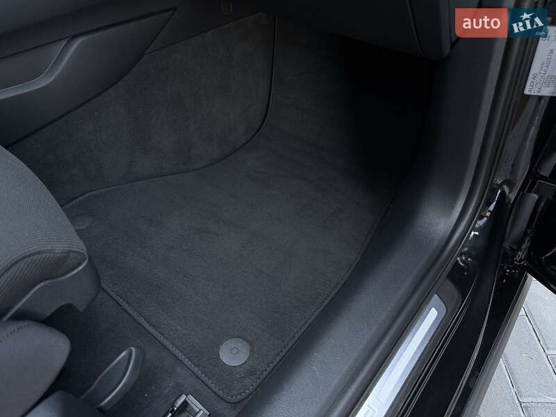 Универсал Audi A4 Allroad 2019 в Полтаве