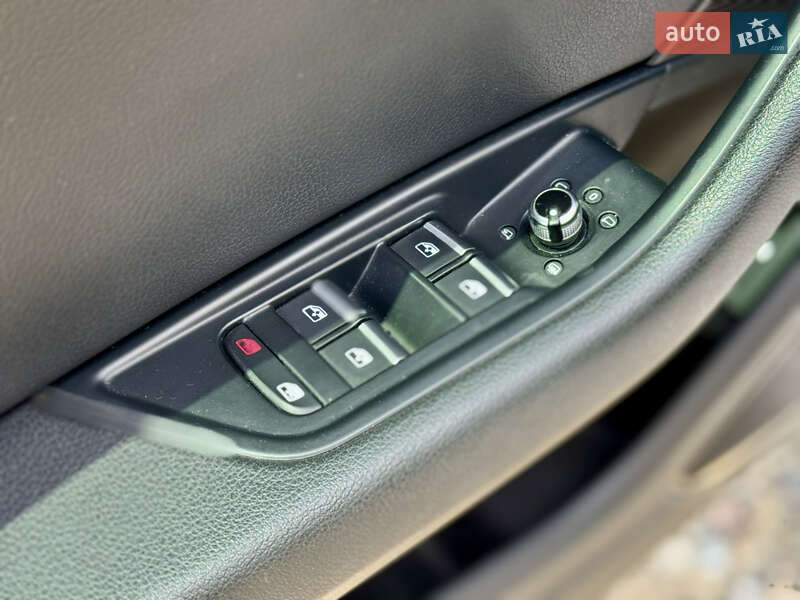 Универсал Audi A4 Allroad 2017 в Киеве