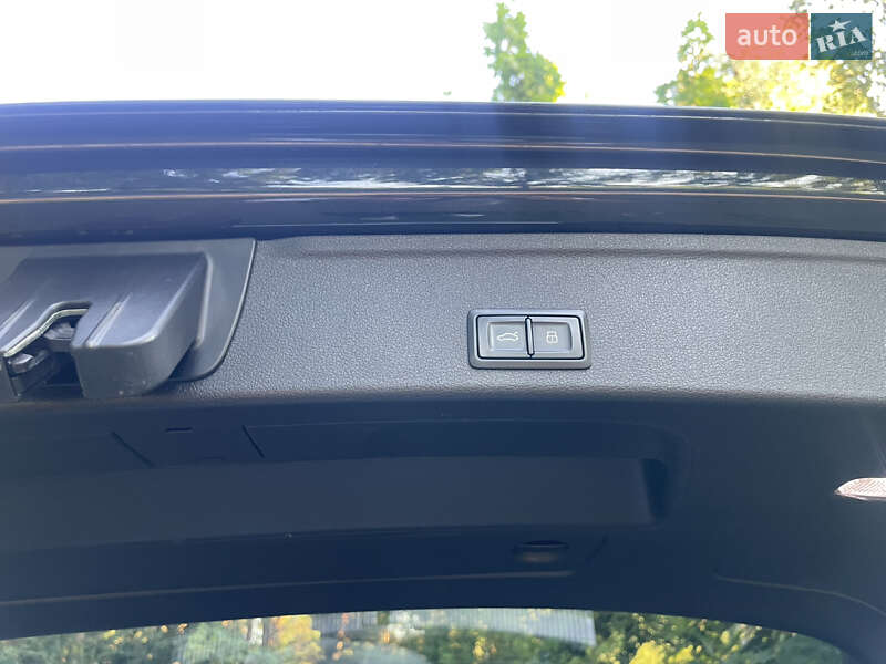 Универсал Audi A4 Allroad 2018 в Киеве фото 24 Универсал Audi A4 Allroad 2018 в Киеве