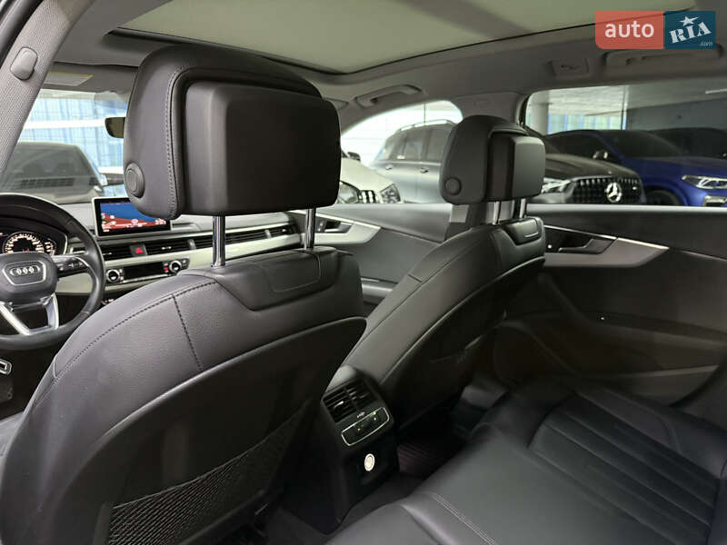 Универсал Audi A4 Allroad 2017 в Одессе