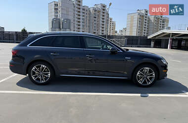 Универсал Audi A4 Allroad 2018 в 