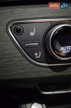 Универсал Audi A4 Allroad 2020 в 