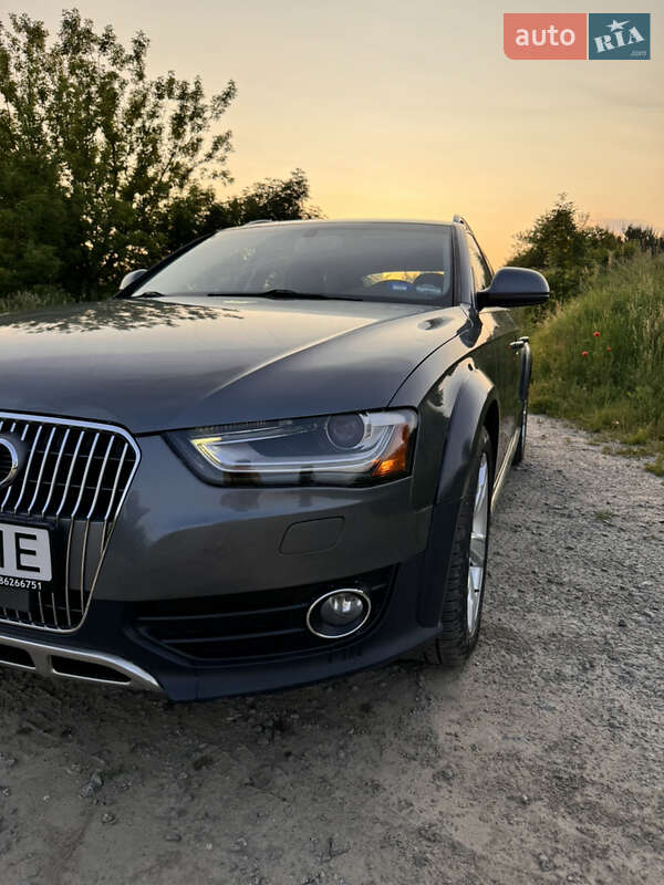 Универсал Audi A4 Allroad 2012 в Белогорье