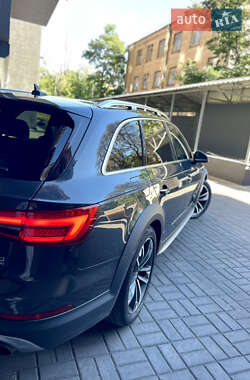 Универсал Audi A4 Allroad 2016 в 