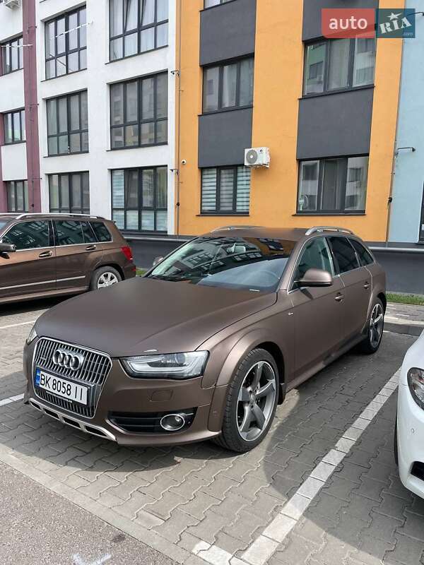 Audi A4 Allroad 2016