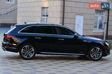 Универсал Audi A4 Allroad 2017 в 