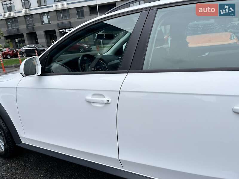 Універсал Audi A4 Allroad 2013 в Києві