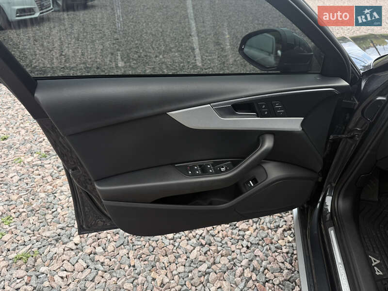 Универсал Audi A4 Allroad 2018 в Киеве