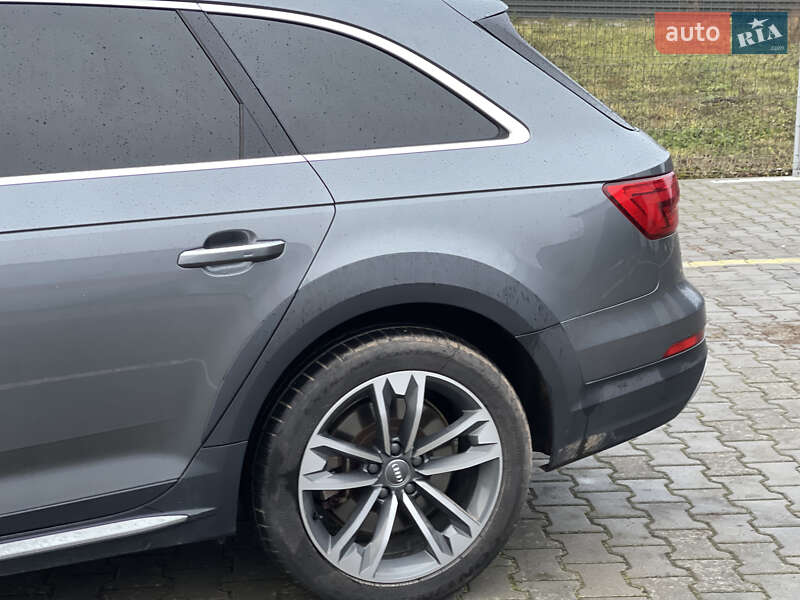 Універсал Audi A4 Allroad 2017 в Нововолинську