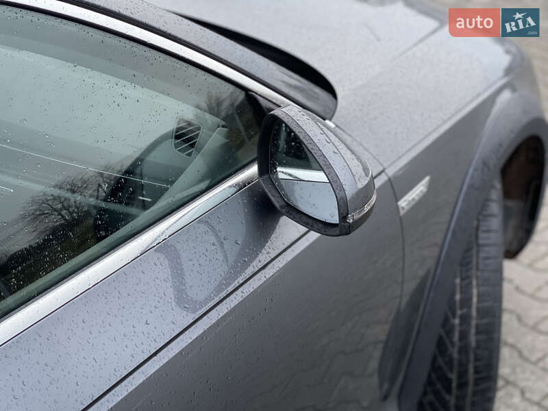 Універсал Audi A4 Allroad 2017 в Нововолинську