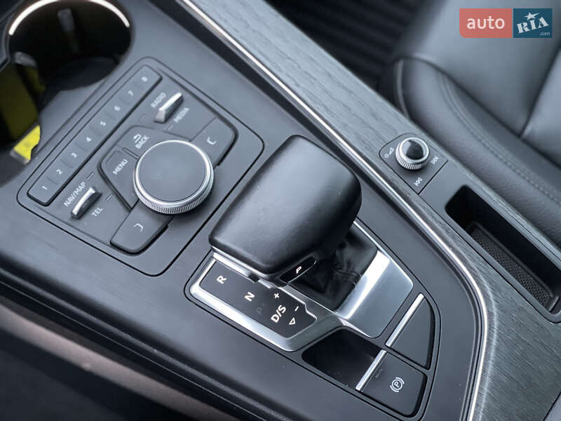 Універсал Audi A4 Allroad 2017 в Нововолинську